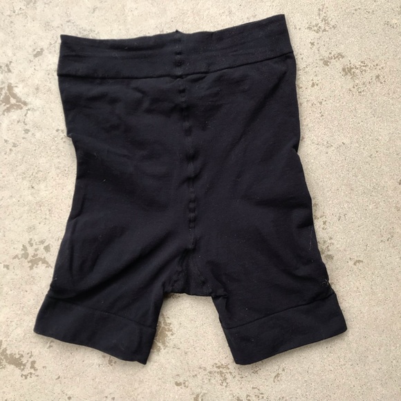 Snag Chub Rub Shorts size F - Picture 3 of 9